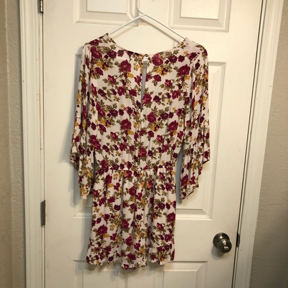American Eagle Outfitters Other - American Eagle flower romper